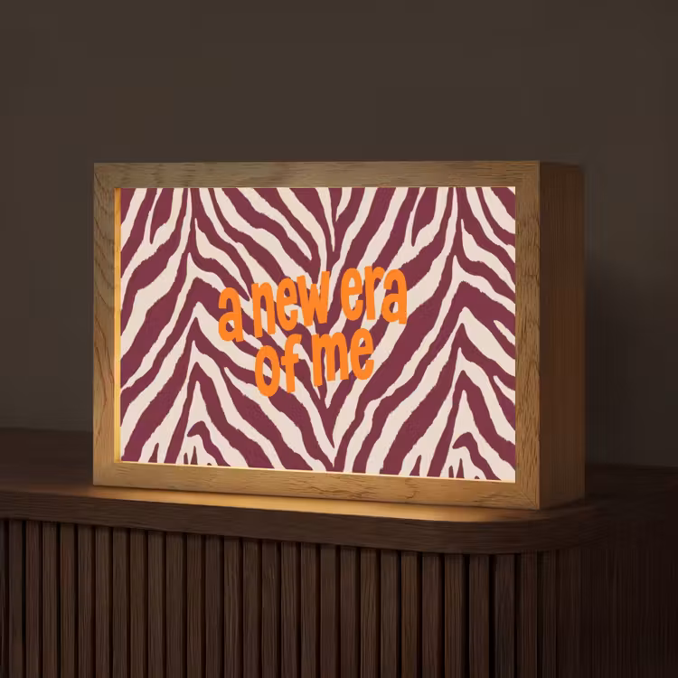 New era - Bordeaux - Zebraprint Light Box met kabel (Tafellamp) klein -z3d_website