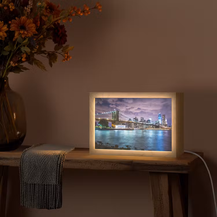 New York - Skyline - Stad - Kleuren Light Box met kabel (Tafellamp) klein -sfeer4