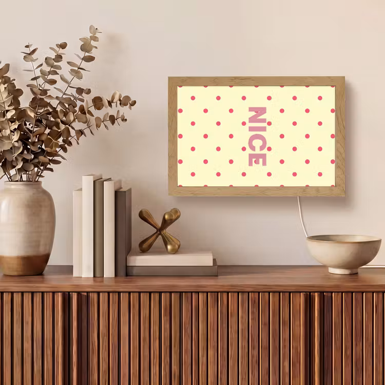 Nice - Stippen - Roze - Geel Light Box met kabel (Tafellamp) klein -sfeer2