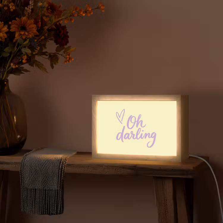 Oh darling - Geel - Hart Light Box met kabel (Tafellamp) klein -sfeer4