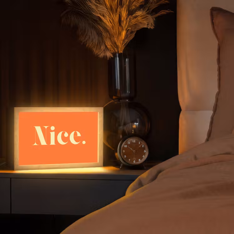 Oranje - Gebroken wit - Nice Light Box met kabel (Tafellamp) klein -sfeer1