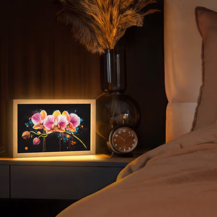 Orchidee - Graffiti - Kleurrijk - Bloemen - Abstract Light Box met kabel (Tafellamp) klein -sfeer1