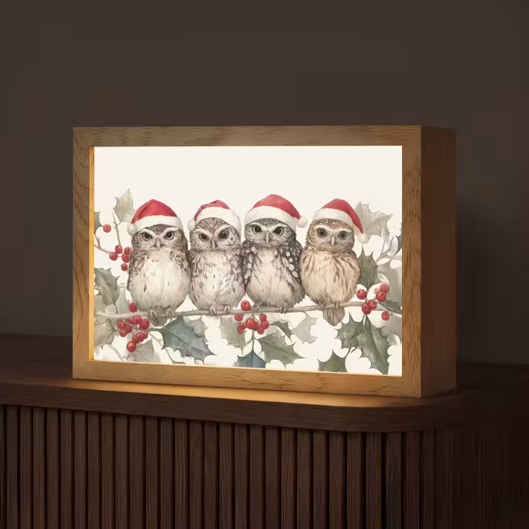 Uilen - Tak - Hulstblaadjes - Kerstmuts Light Box met kabel (Tafellamp) klein -z3d_website