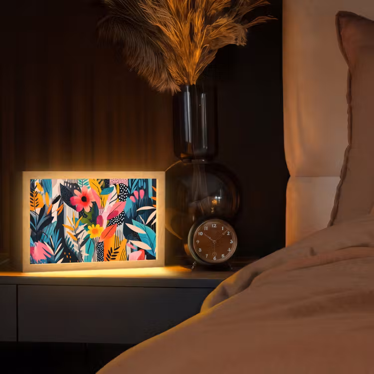 Schilderij - Abstract - Bloemen - Roze Light Box met kabel (Tafellamp) klein -sfeer1