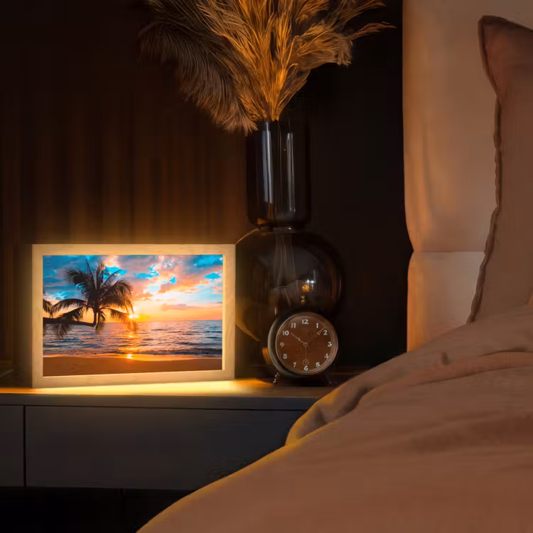 Palm - Zonsondergang - Horizon - Strand - Zee - Tropisch Light Box met kabel (Tafellamp) klein -sfeer1