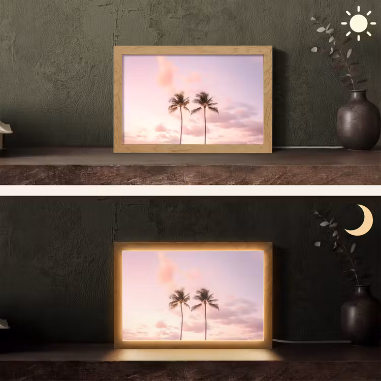 Palmbomen - Paars - Wolken - Lucht Light Box met kabel (Tafellamp) klein -sfeer3