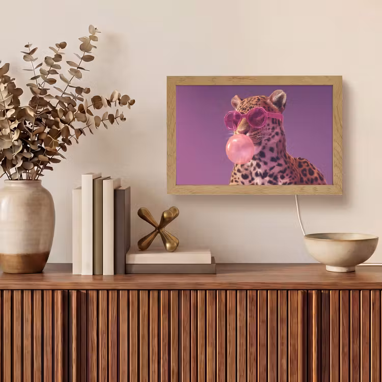Panter - Zonnebril - Kauwgombel - Roze Light Box met kabel (Tafellamp) klein -sfeer2