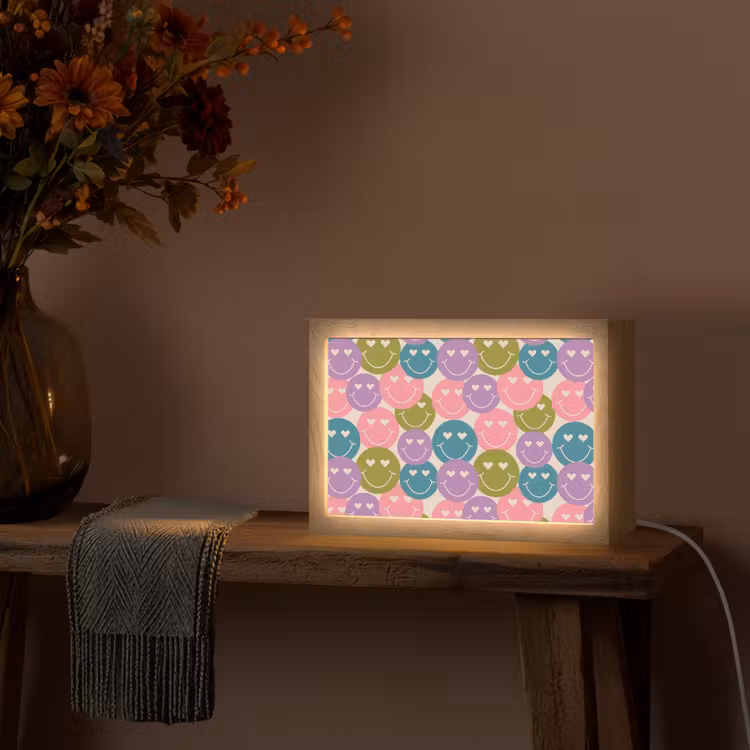Patroon - Smiley - Kleurrijk - Hartjes Light Box met kabel (Tafellamp) klein 924 -sfeer4