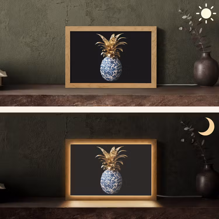 Ananas - Bloemen patroon - Goud - Delftsblauw Light Box met kabel (Tafellamp) klein -sfeer3