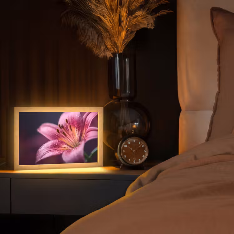 Roze - lelie - Dauwdruppels Light Box met kabel (Tafellamp) klein -sfeer1