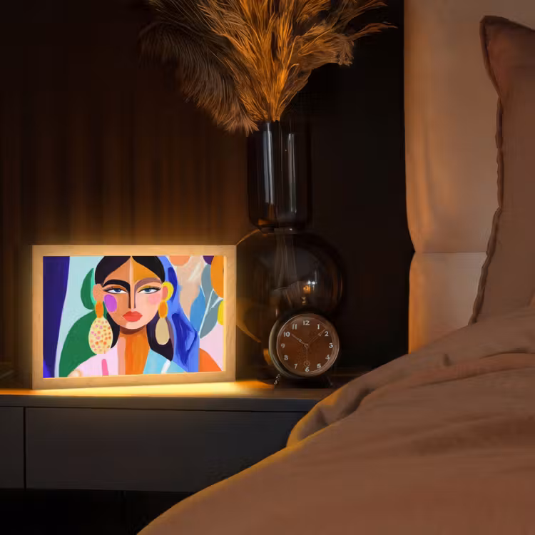 Portret - Vrouw - Modern Light Box met kabel (Tafellamp) klein -sfeer1