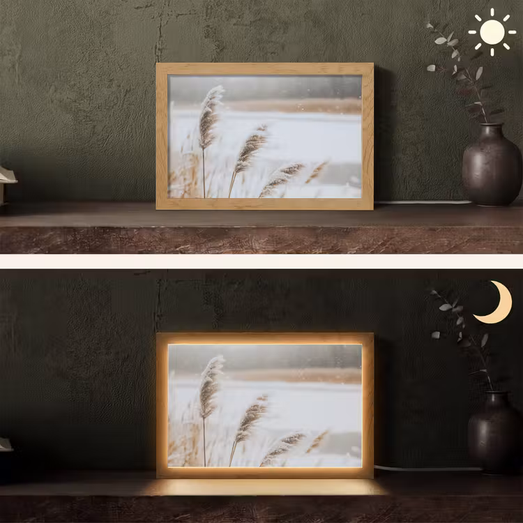 Riet - Meer - Winter - Natuur - Sneeuw - Beige Light Box met kabel (Tafellamp) klein -sfeer3