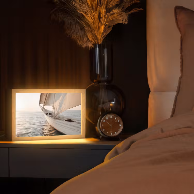 Zeilboot - Zee - Beige - Zon Light Box met kabel (Tafellamp) klein -sfeer1