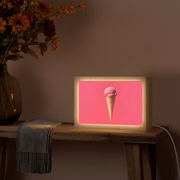 Schepijs - Roze - Hoorntje Light Box met kabel (Tafellamp) klein -sfeer4
