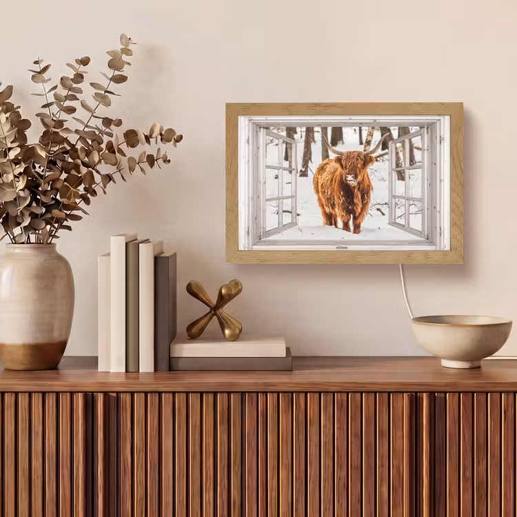 Schotse Hooglander - Sneeuw - Winter - Natuur - Dier - Doorkijk - Landelijk Light Box met kabel (Tafellamp) klein -sfeer2