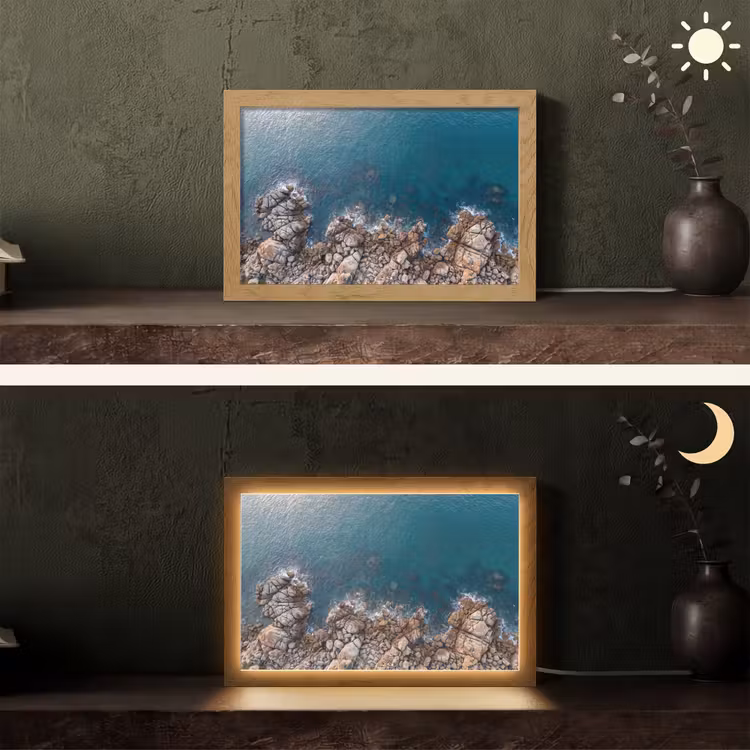 Zee - Kustlijn - Natuur - Abstract - Blauw Light Box met kabel (Tafellamp) klein -sfeer3