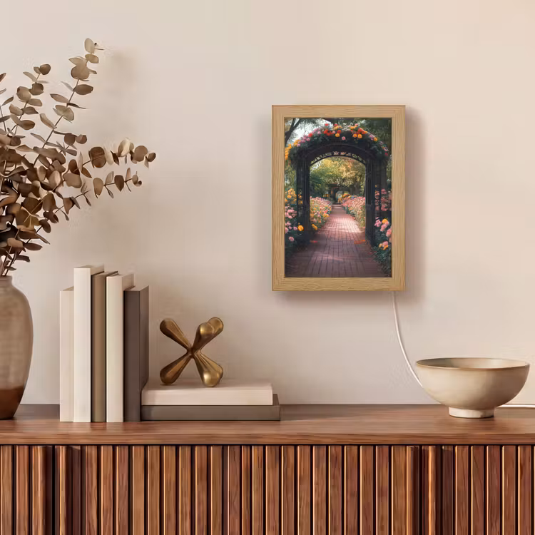 Doorkijk - Bloemen - Pad - Natuur - Kleurrijk Light Box met kabel (Tafellamp) klein -sfeer2