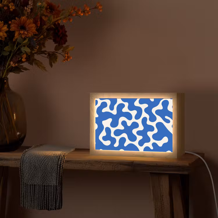 Vormen - Abstract - Blauw - Golven Light Box met kabel (Tafellamp) klein -sfeer4