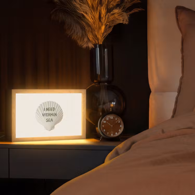 Schelp - Quote - Groen Light Box met kabel (Tafellamp) klein -sfeer1