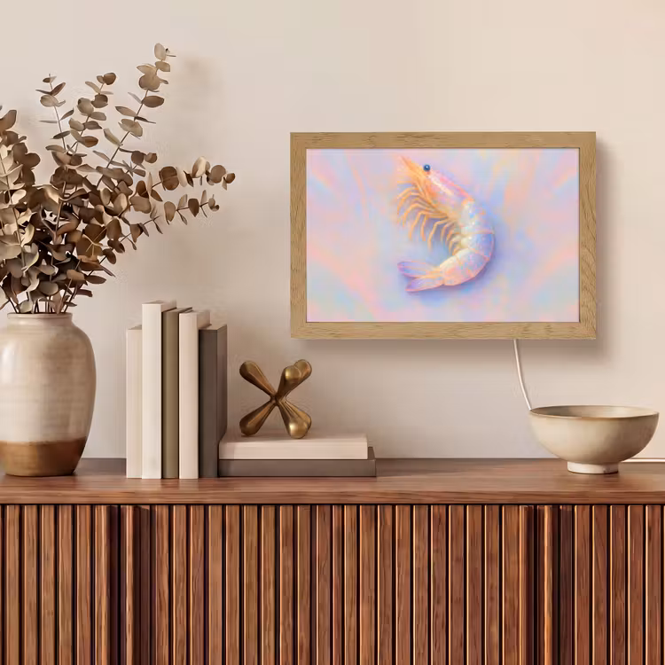 Garnaal - Subtiele structuur - Blauw - Roze Light Box met kabel (Tafellamp) klein -sfeer2
