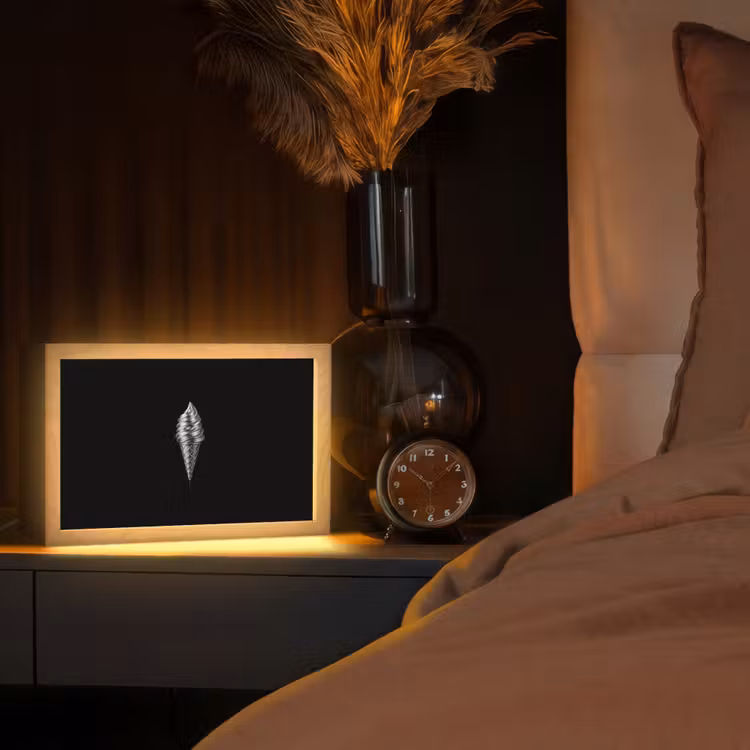 Softijs - Realistisch - Futuristisch Light Box met kabel (Tafellamp) klein -sfeer1