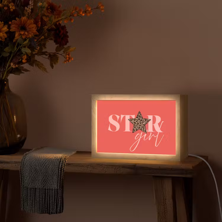 Star girl - Rood - Panter - Ster Light Box met kabel (Tafellamp) klein -sfeer4
