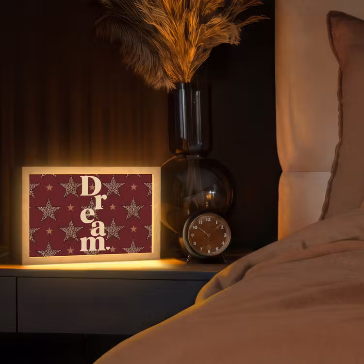 Sterren - Luipaardprint - Dream - Bordeaux Light Box met kabel (Tafellamp) klein -sfeer1