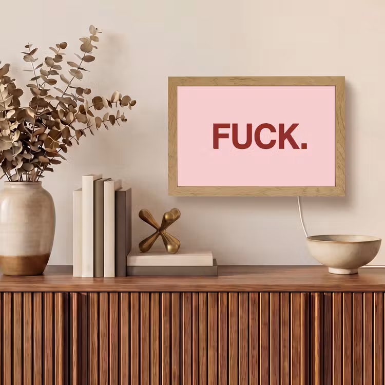 Statement - Krachtig - Roze Light Box met kabel (Tafellamp) klein -sfeer2