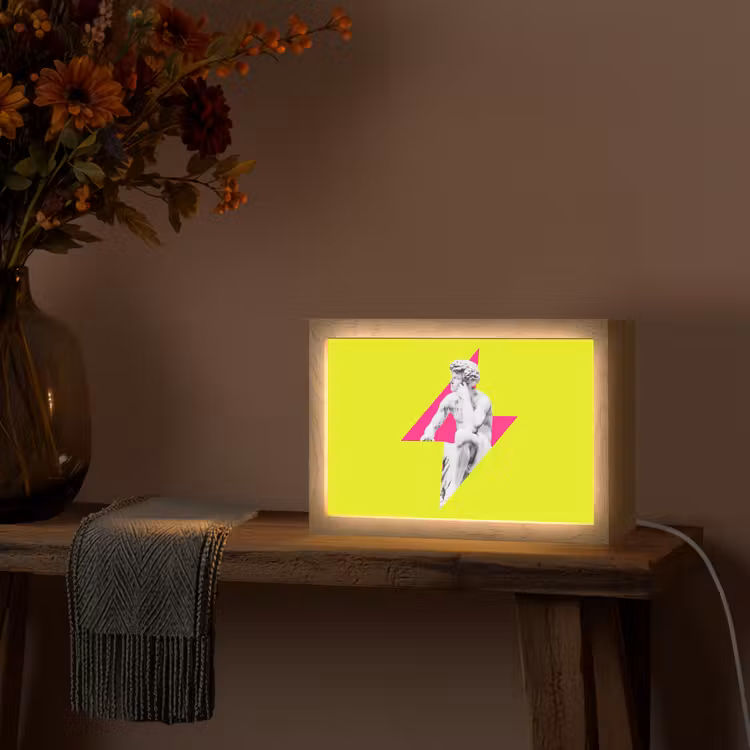 Beeld - Man - Bliksemschicht - Geel Light Box met kabel (Tafellamp) klein -sfeer4