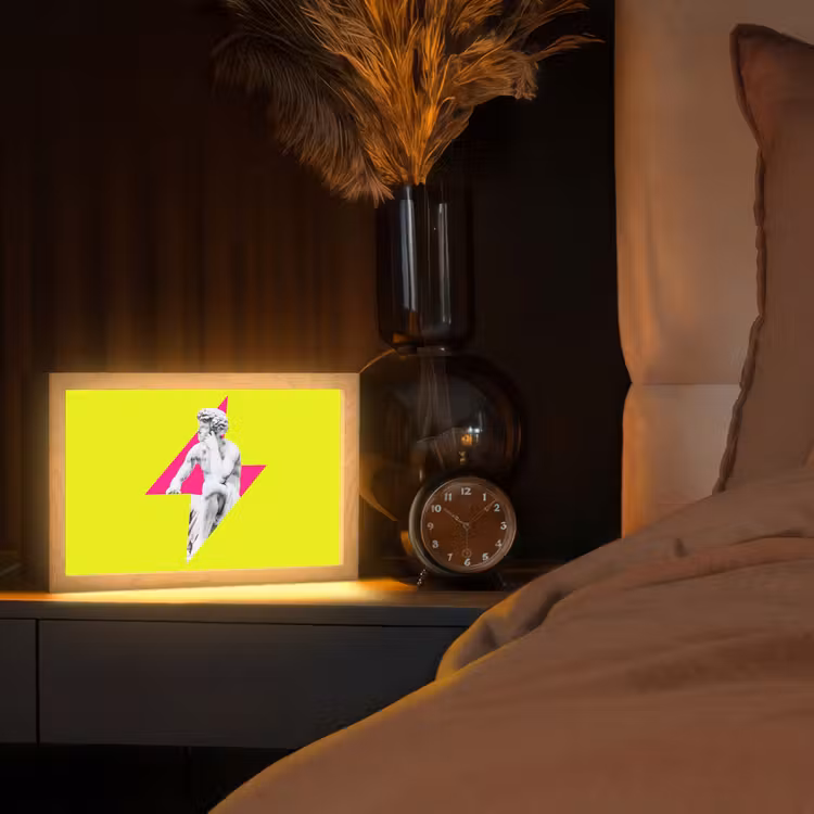 Beeld - Man - Bliksemschicht - Geel Light Box met kabel (Tafellamp) klein -sfeer1