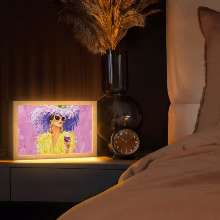 Zonnebril - Vrouw - Jas - Veren Light Box met kabel (Tafellamp) klein -sfeer1