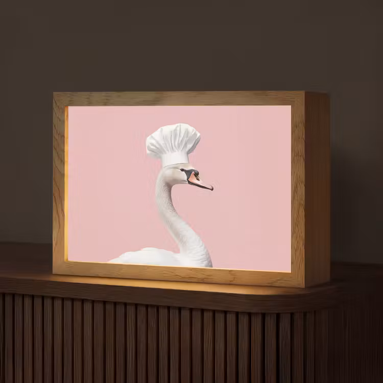 Zwaan - Koksmuts - Mooi - Klassiek Light Box met kabel (Tafellamp) klein -z3d_website