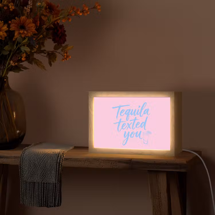 Tequila texted you - Roze - Blauw Light Box met kabel (Tafellamp) klein -sfeer4