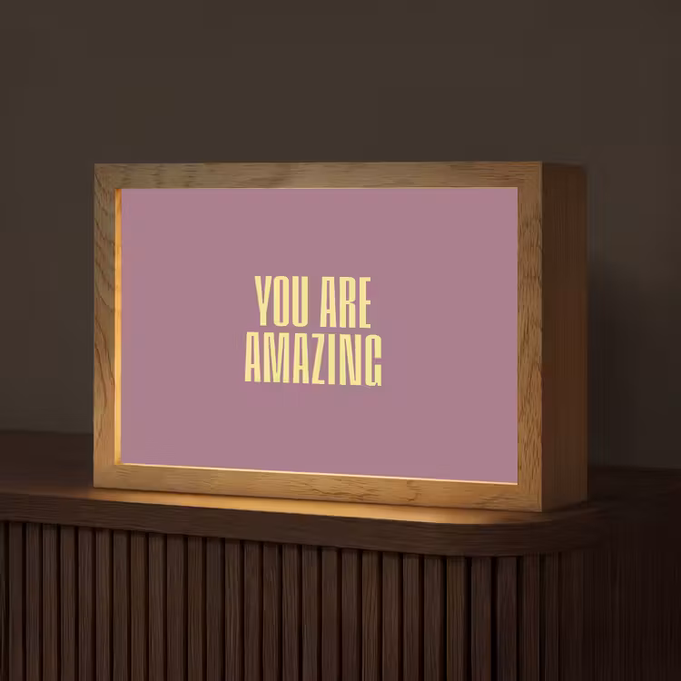 Tekst - Paars - Amazing Light Box met kabel (Tafellamp) klein -z3d_website