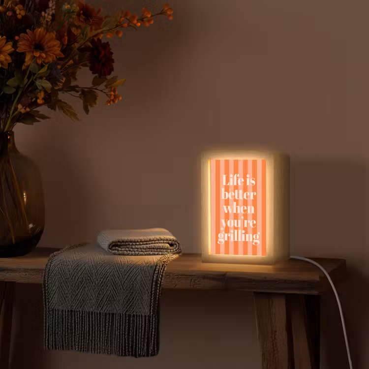Tekst - Gestreept - Oranje - Zomer Light Box met kabel (Tafellamp) klein -sfeer4