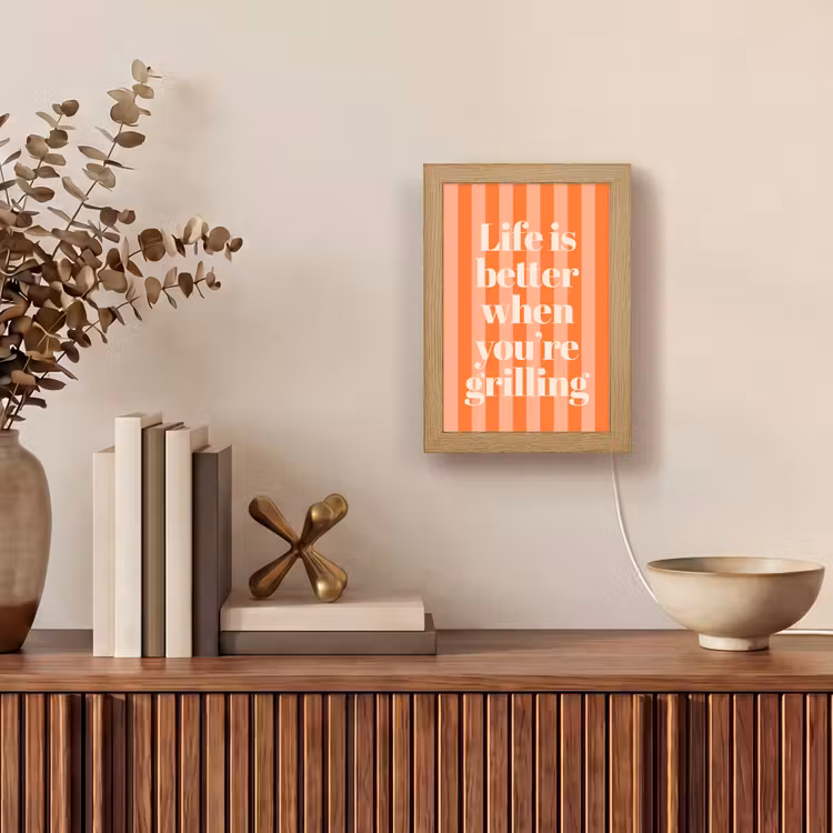 Tekst - Gestreept - Oranje - Zomer Light Box met kabel (Tafellamp) klein -sfeer2