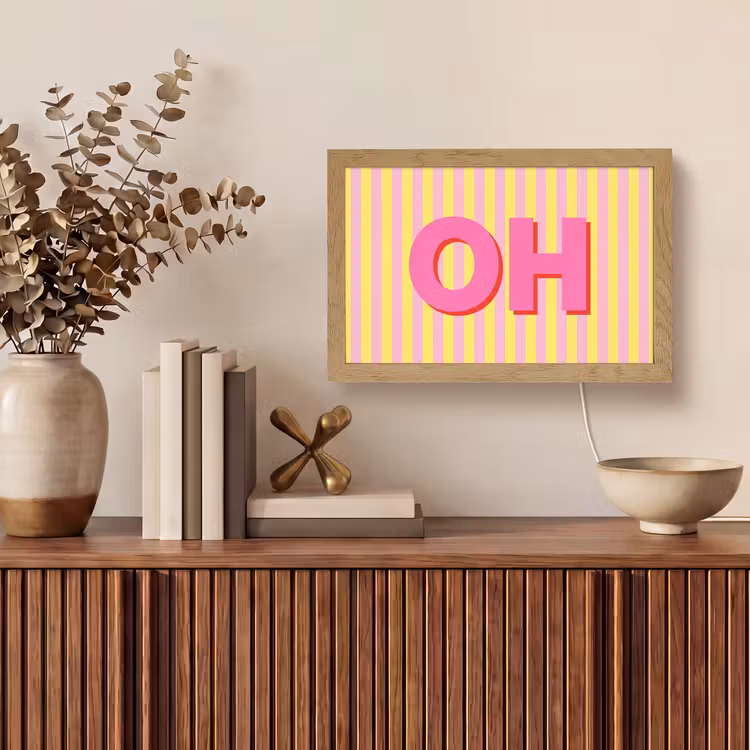 Tekst - Strepen - Roze Light Box met kabel (Tafellamp) klein -sfeer2