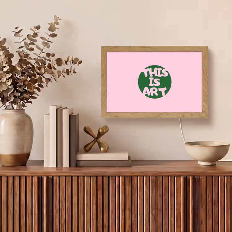 This is art - Tekst - Cirkel - Groen Light Box met kabel (Tafellamp) klein -sfeer2