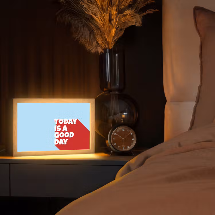 Today is a good day - Rood - lichtblauw Light Box met kabel (Tafellamp) klein -sfeer1