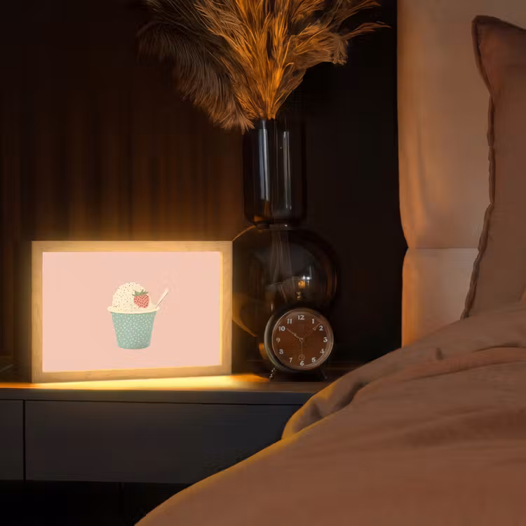 Bakje - Ijs - Aardbei - Roze Light Box met kabel (Tafellamp) klein -sfeer1