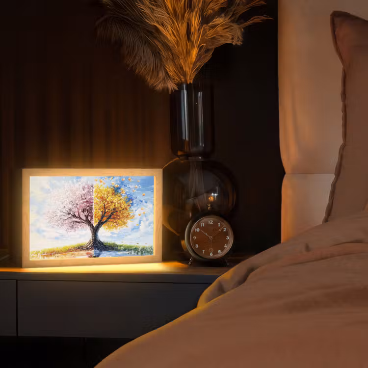 Boom - Kunst - Seizoenen - Lente - Herfst Light Box met kabel (Tafellamp) klein -sfeer1