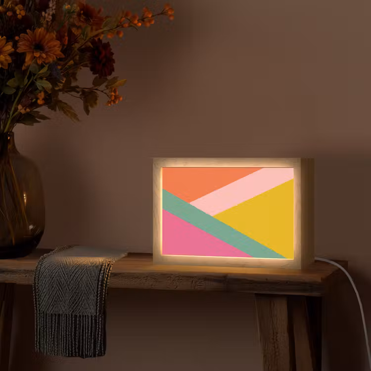 Driehoeken - Kleurrijk - Abstract Light Box met kabel (Tafellamp) klein -sfeer4