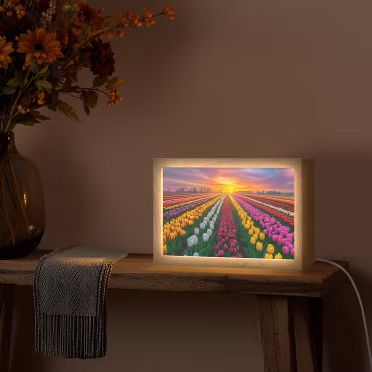 Tulpenveld - Zonsondergang - Kleurrijk Light Box met kabel (Tafellamp) klein -sfeer4