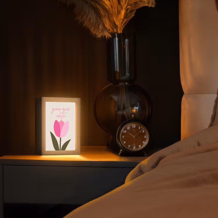 Tulp - Roze - Valentijn - Bloem Light Box met kabel (Tafellamp) klein -sfeer1