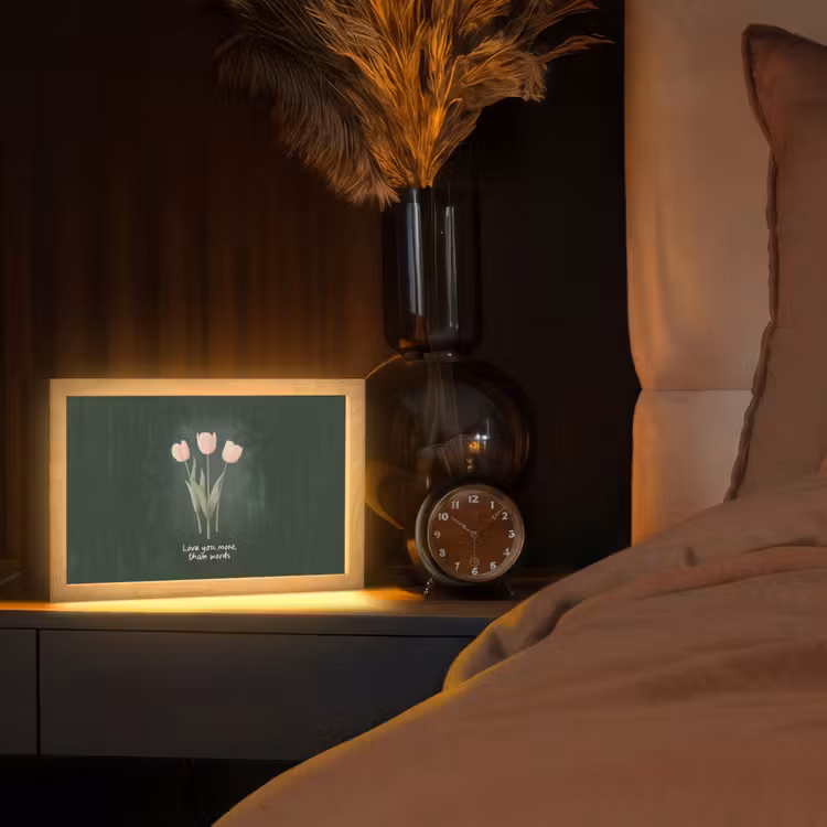 Tulpen - Roze - Tekst - Love Light Box met kabel (Tafellamp) klein -sfeer1