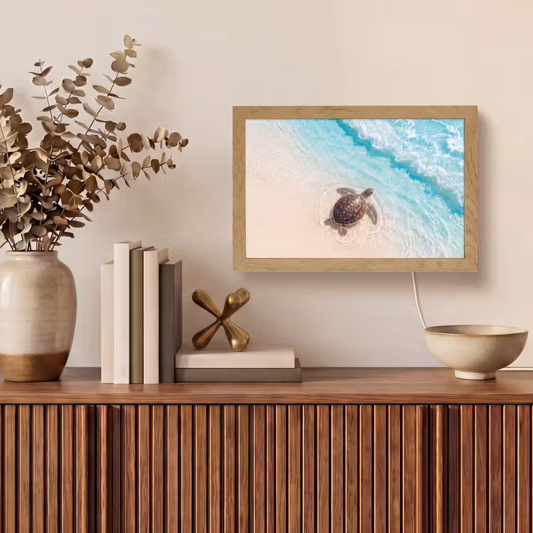 Schildpad - Helder water - Strand - Dieren - Natuur Light Box met kabel (Tafellamp) klein -sfeer2
