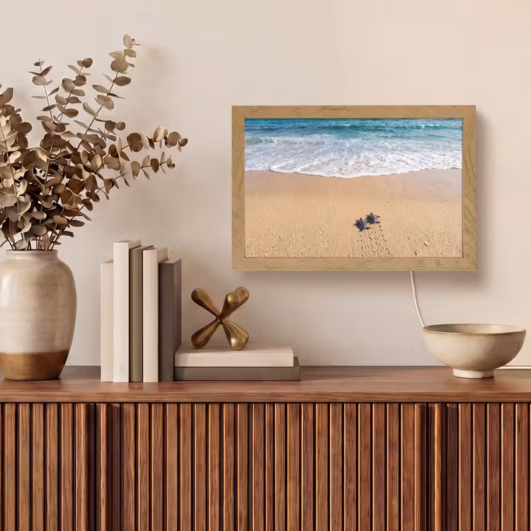 Schildpad - Jong - Strand - Oceaan - Blauw Light Box met kabel (Tafellamp) klein -sfeer2
