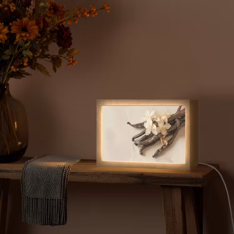 Vanille - Bloemen - Beige Light Box met kabel (Tafellamp) klein -sfeer4