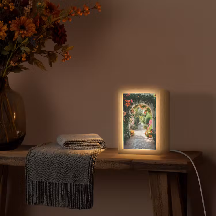 Doorkijk - Bloemen - Natuur - Bloementuin Light Box met kabel (Tafellamp) klein -sfeer4
