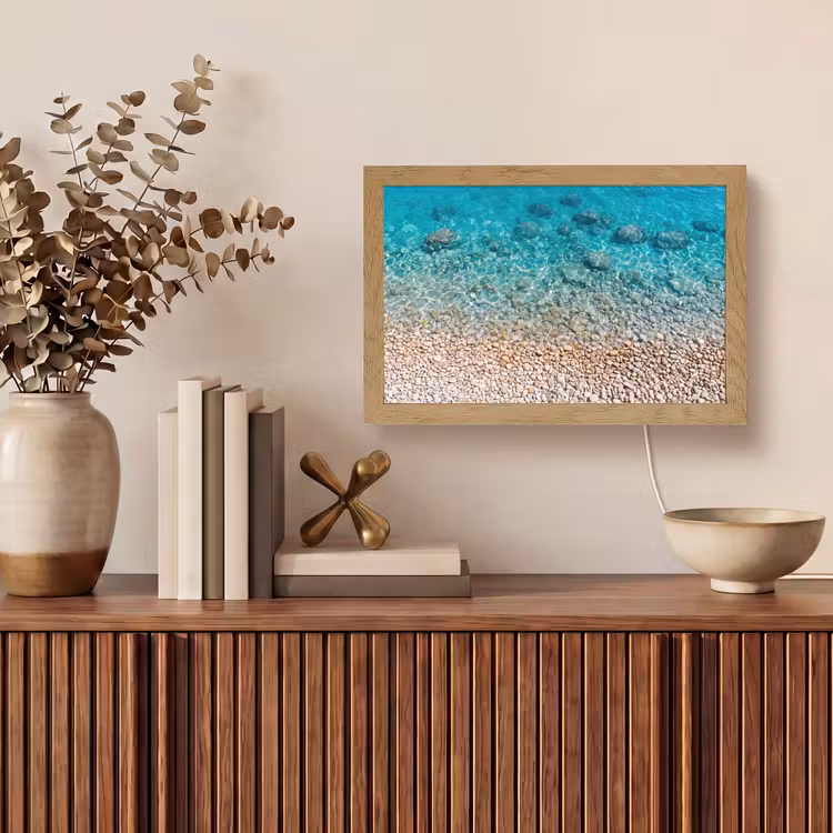 Water - Kiezels - Natuur - Levendig - Turkoois Light Box met kabel (Tafellamp) klein -sfeer2